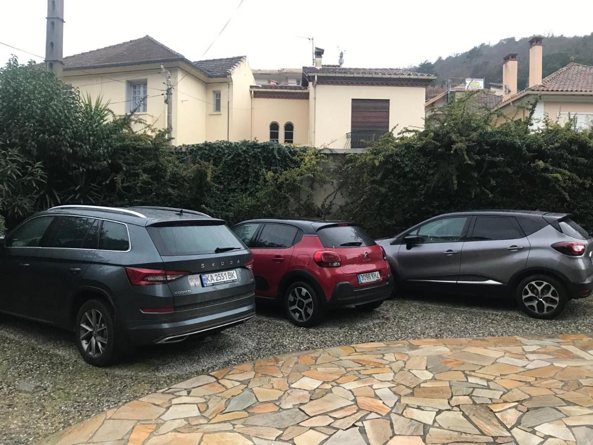 Hebergements A La Rive, Accueil Ouvert Tous Les Jours Jusqu'A 20H00 Dernier Delai, Depuis 30 Ans ! Reserver Ici Svp ! Merci ! Aucun Reglement A Distance Accepte, Paiement Par Cb, Especes, Cheque Ou Cheques-Vacances Imperativement A La Remise Des Clef Amélie-les-Bains-Palalda Eksteriør bilde